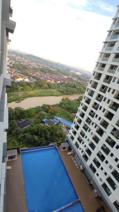 באנגי Hidayah Homestay Near Ukm And Ktm Station With High Speed Wifi - Pool & River View מראה חיצוני תמונה