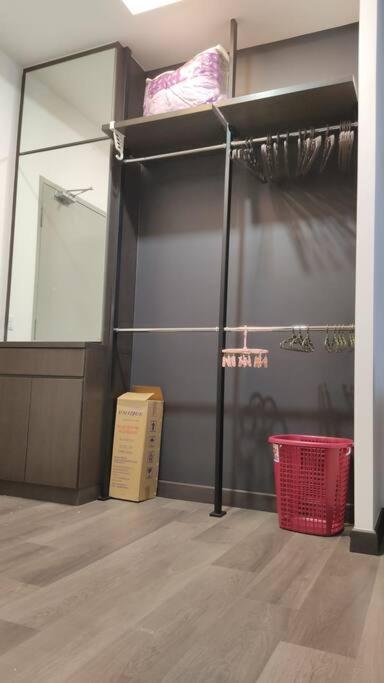 באנגי Hidayah Homestay Near Ukm And Ktm Station With High Speed Wifi - Pool & River View מראה חיצוני תמונה