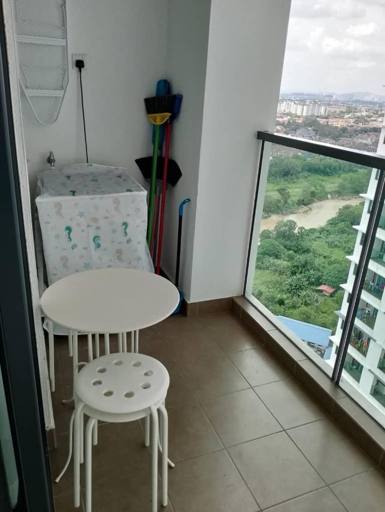 באנגי Hidayah Homestay Near Ukm And Ktm Station With High Speed Wifi - Pool & River View מראה חיצוני תמונה